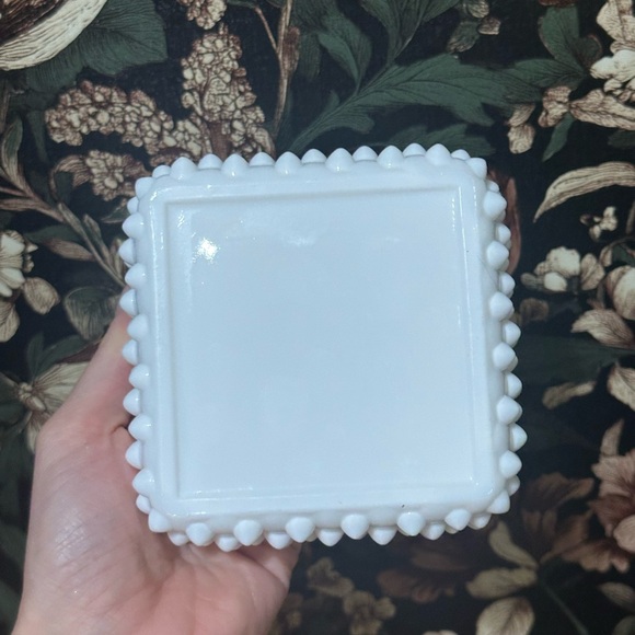 Vintage Fenton White Milk Glass Hobnail Square Dresser Trinket Cigarette Box